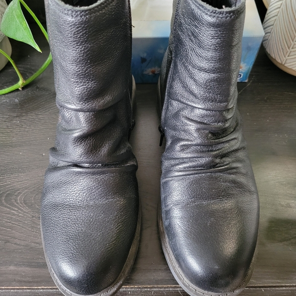 Clarks Boot - Picture 6 of 8